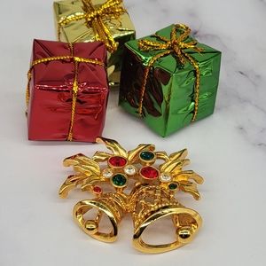 Vintage Avon Christmas Joyous Bell Brooch
